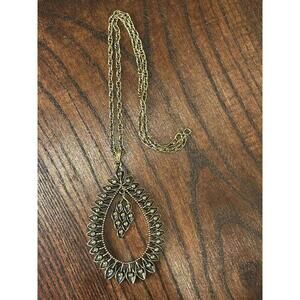 Vintage Goldtone Sarah Coventry Teardrop Pendant Necklace